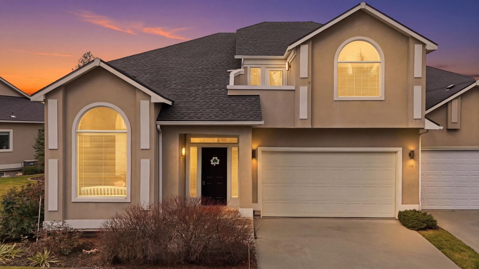 Property Photo: 1816 S Viewcrest Ln WA 99212