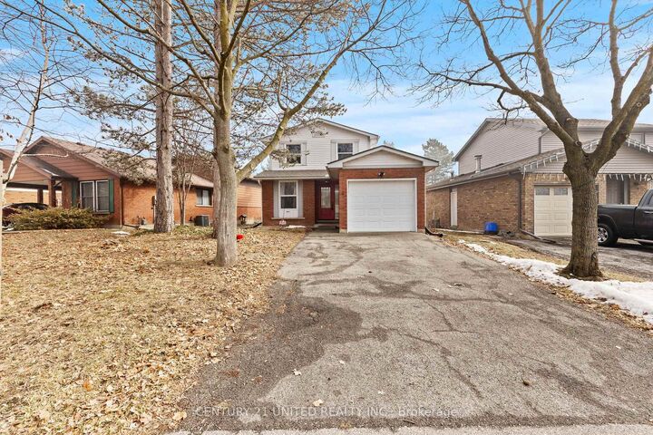 Photo de la propriété:  6 Elmvale Court  ON N0A 1S0 