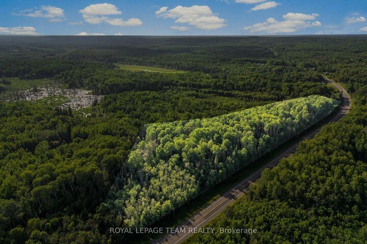 Property Photo:  00 (31253) Highway 41 Highway  ON K0J 1T0 