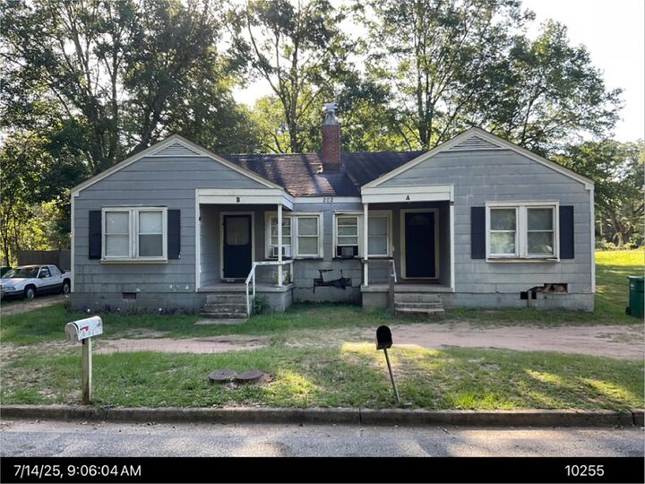 Property Photo:  202 Delta St  GA 31707 