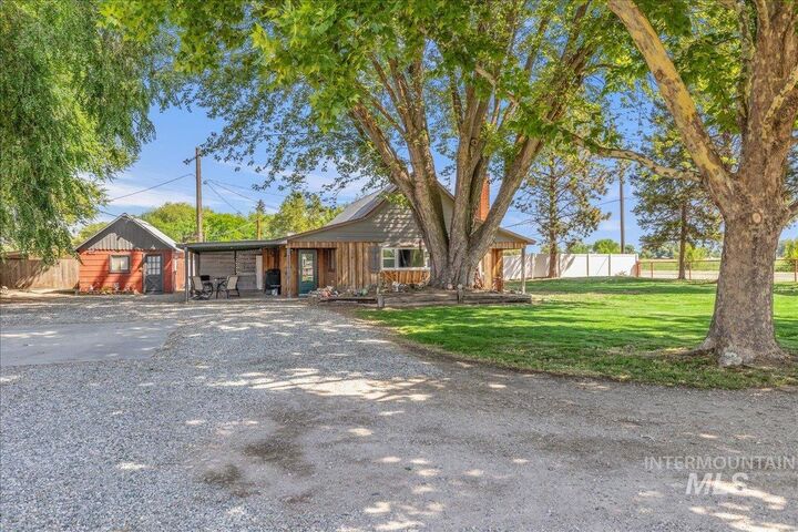 Property Photo:  2525 S Johns Avenue  ID 83617 