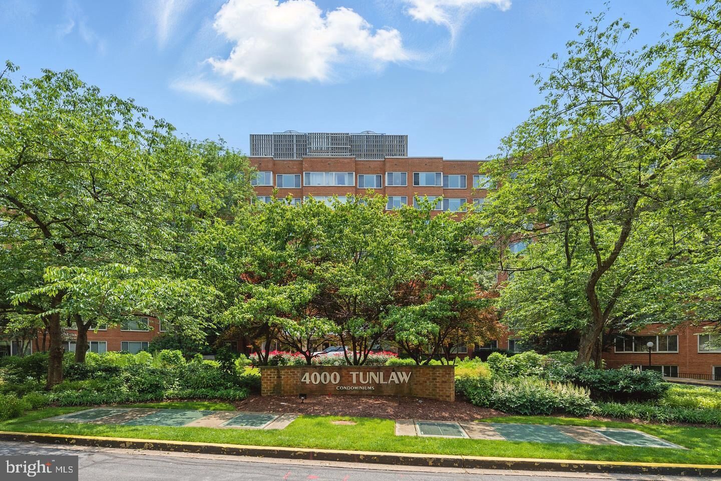 Property Photo:  4000 Tunlaw Road NW 223  DC 20007 