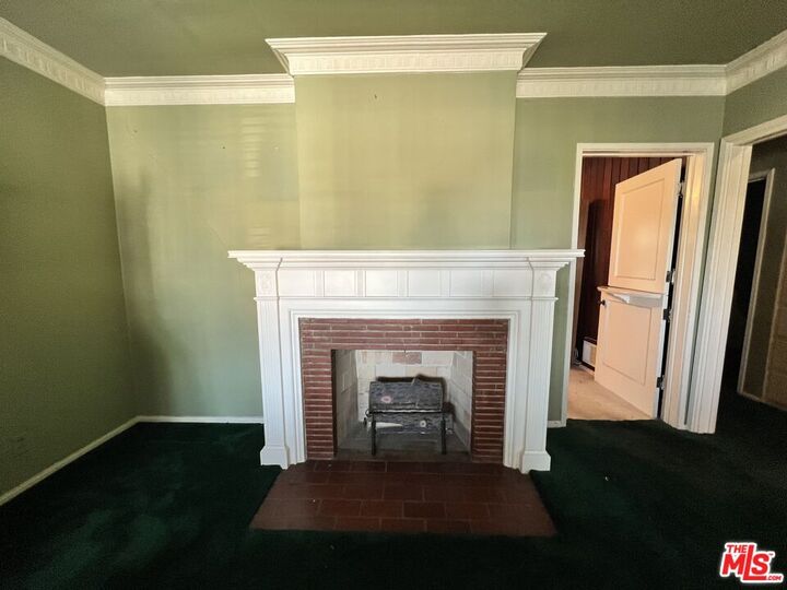 Property Photo:  5127 Valley Ridge Ave  CA 90043 