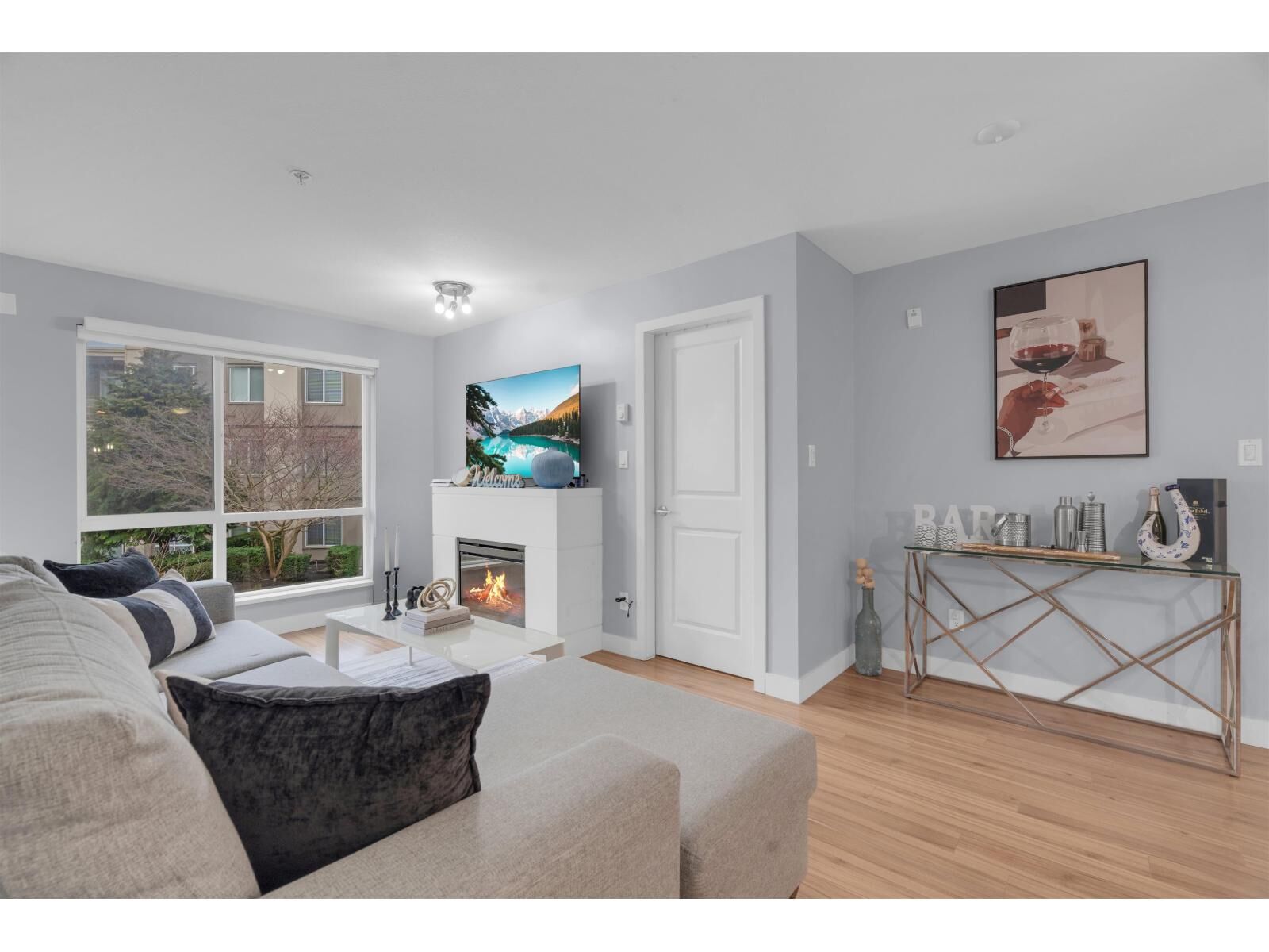 Property Photo: 15850 26 Avenue 352 BC V3Z 2N6