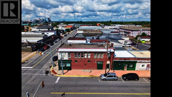 Property Photo:  298 Scott St  ON P9A 1G7 