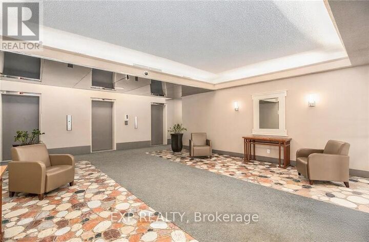 Property Photo:  1785 Frobisher Lane 508  ON K1G 3T7 