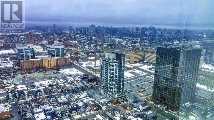 Property Photo:  805 Carling Avenue 3501  ON K1S 5W9 