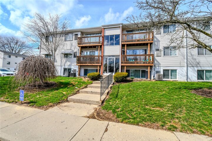 Property Photo:  5655 E Coach Drive I  OH 45440 