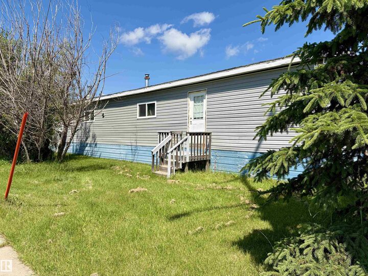 Property Photo: 218 Hwy 13 E AB T0C 0A0