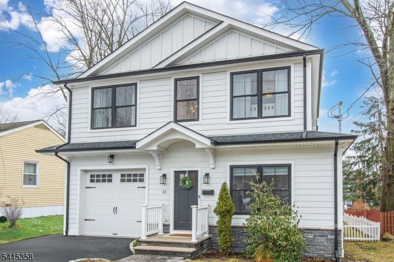 Property Photo:  13 Mount Pleasant Pkwy  NJ 07039 