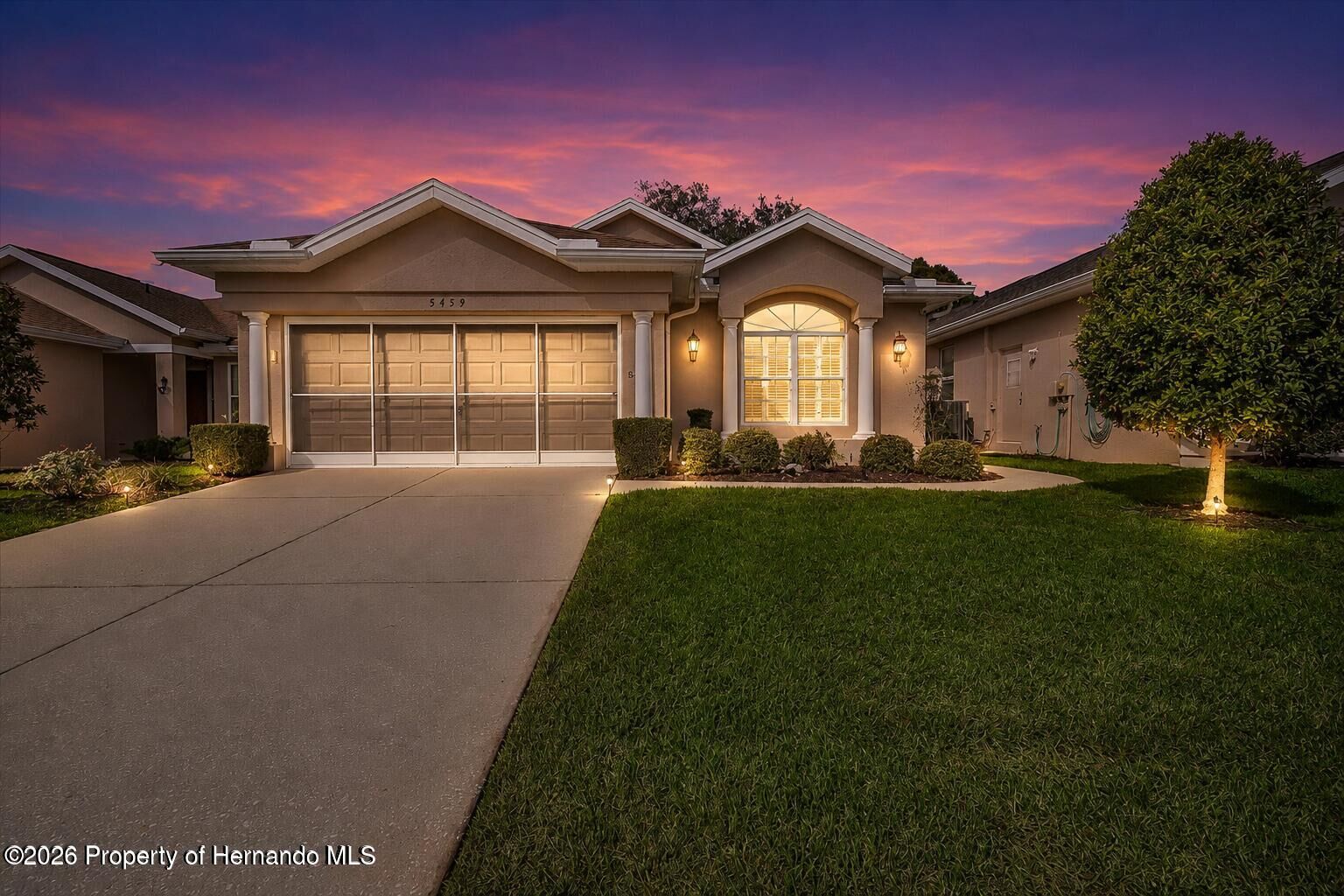 Property Photo:  5459 Legend Hills Lane  FL 34609 