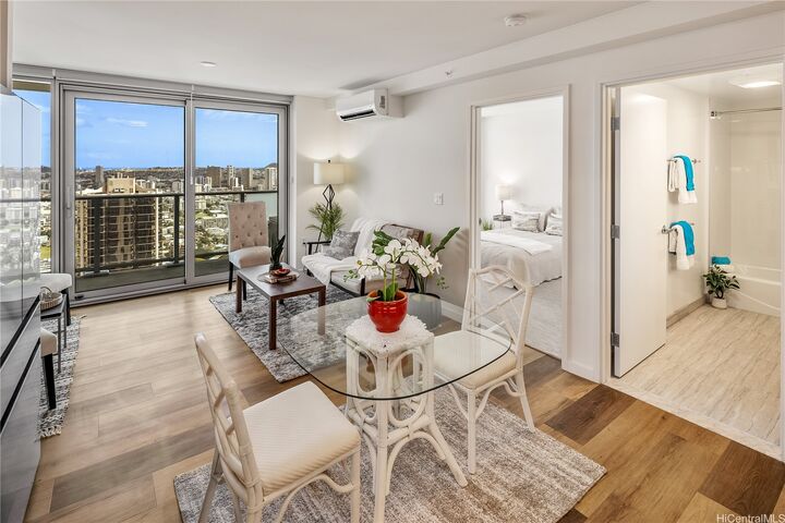Property Photo:  1515 Liona Street 4103  HI 96814 