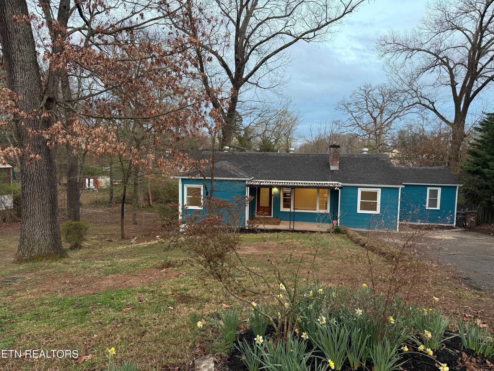 Property Photo:  3440 Fountain Park Blvd  TN 37917 