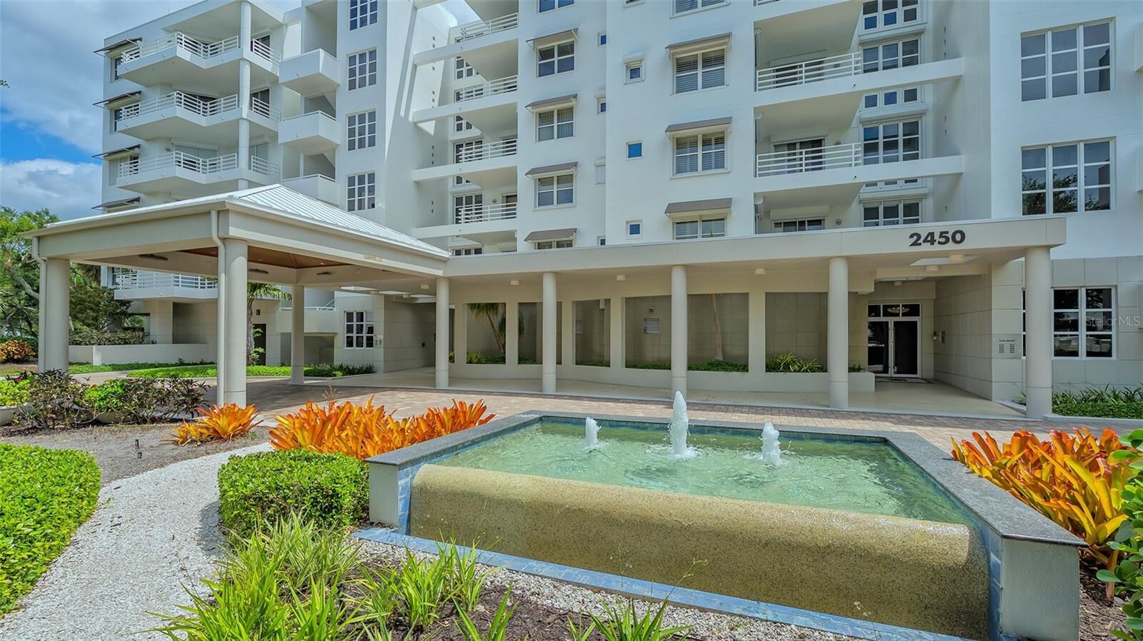 Property Photo:  2450 Harbourside Drive 212  FL 34228 