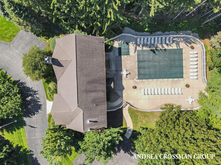 Property Photo: 17430 Bellgate Lane MI 49456