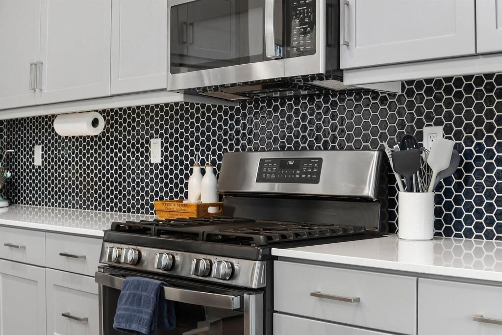 Property Photo:  35254 Blossom Place  CA 92028 