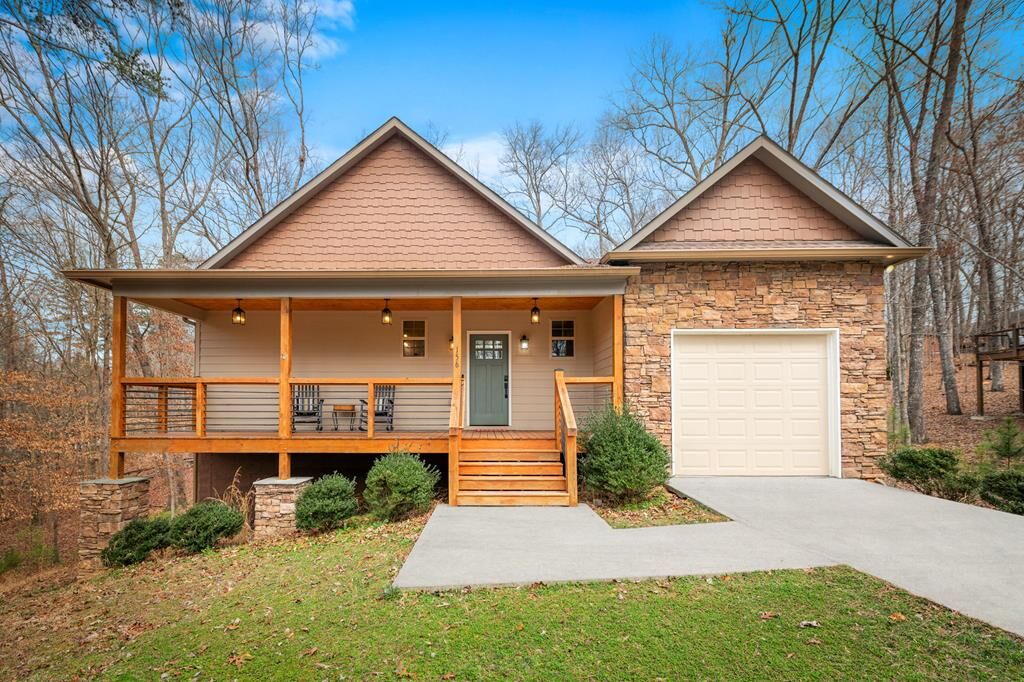 Property Photo:  156 Ridgecrest Court  GA 30540 