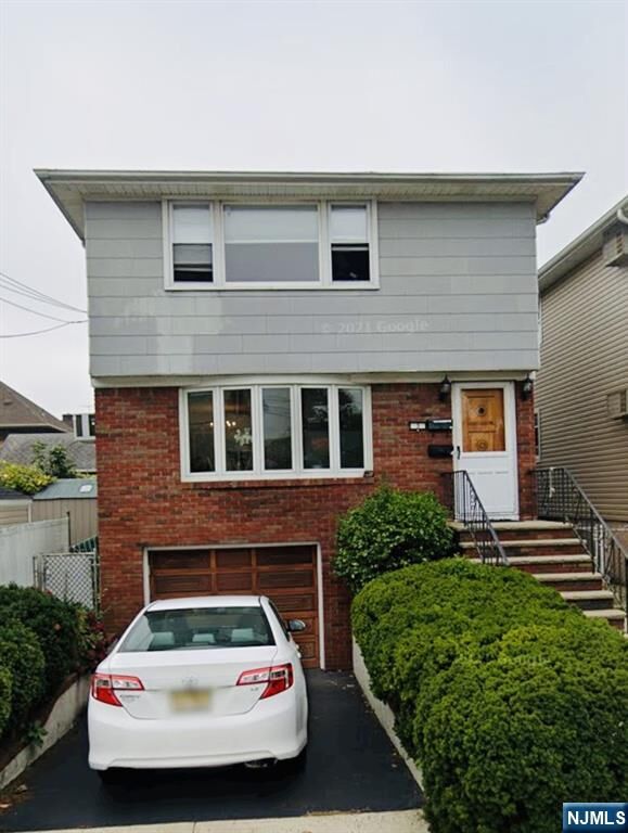 Property Photo:  3 Ann Street 1F  NJ 07029 