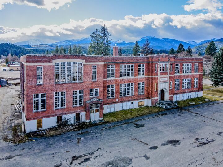 Property Photo: 101 E Lincoln Boulevard MT 59923