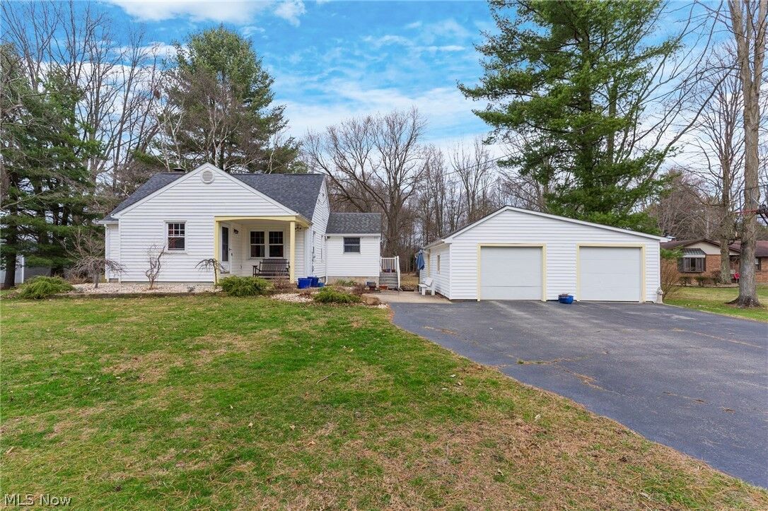 Property Photo:  7441 Hubbard Bedford Road  OH 44425 