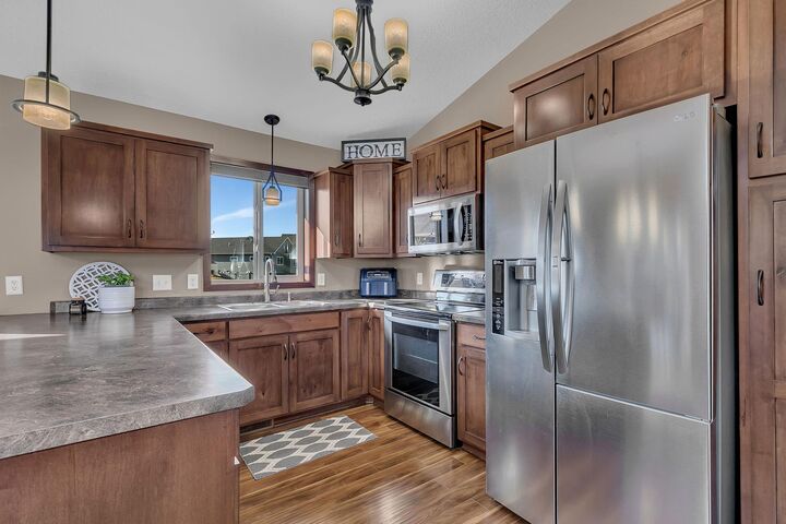 Property Photo:  4382 87th Street NE  MN 55362 