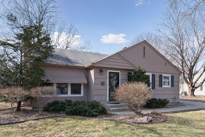 Property Photo:  6004 Wooddale Avenue  MN 55424 
