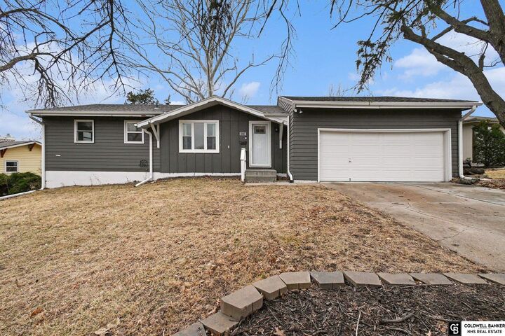 Property Photo:  4626 N 94th Street  NE 68134 