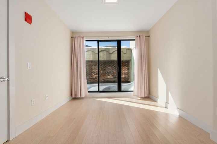 Property Photo:  121 Portland Street 708  MA 02114 