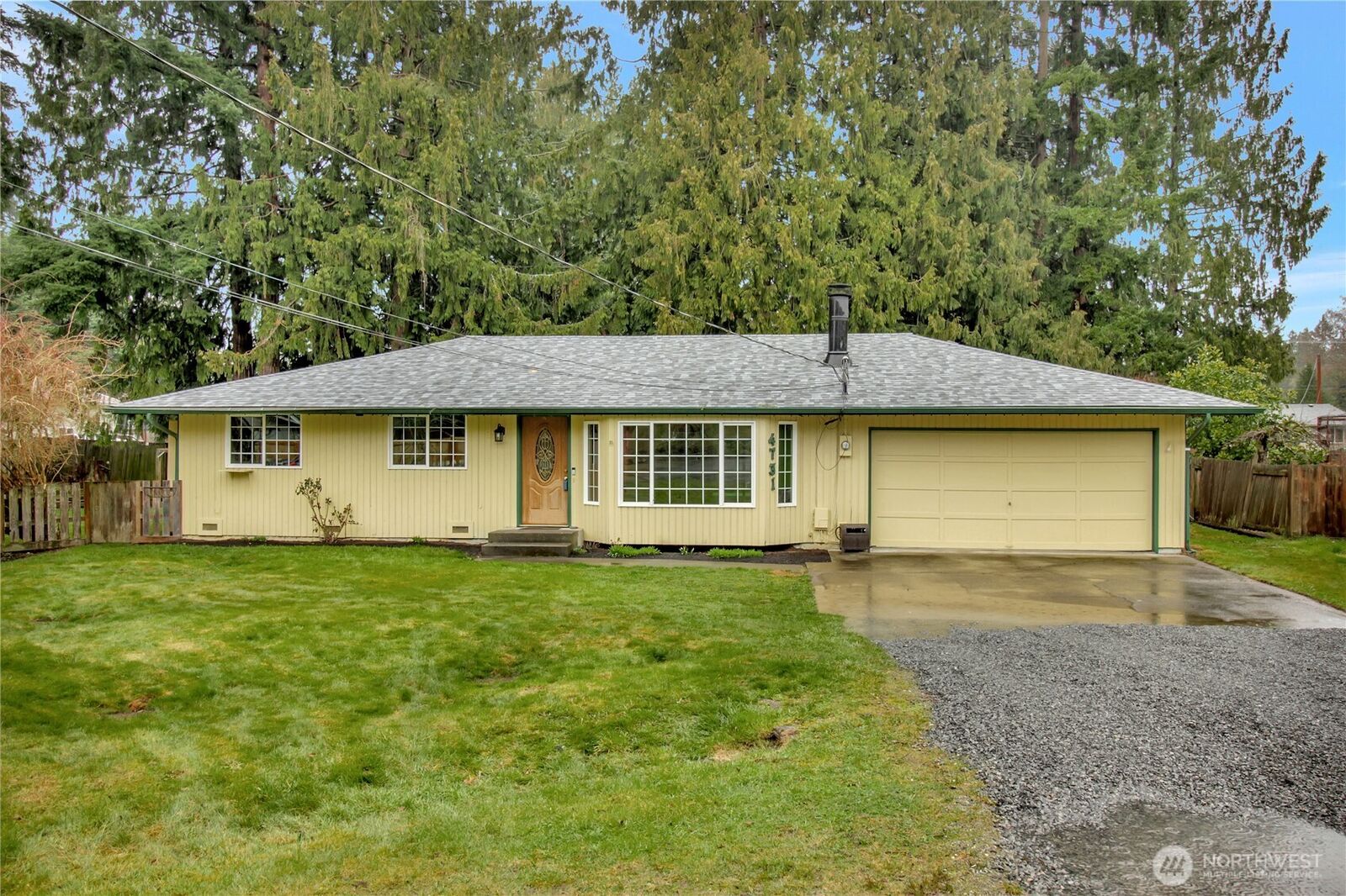Property Photo:  4731  197th Place NE  WA 98223 