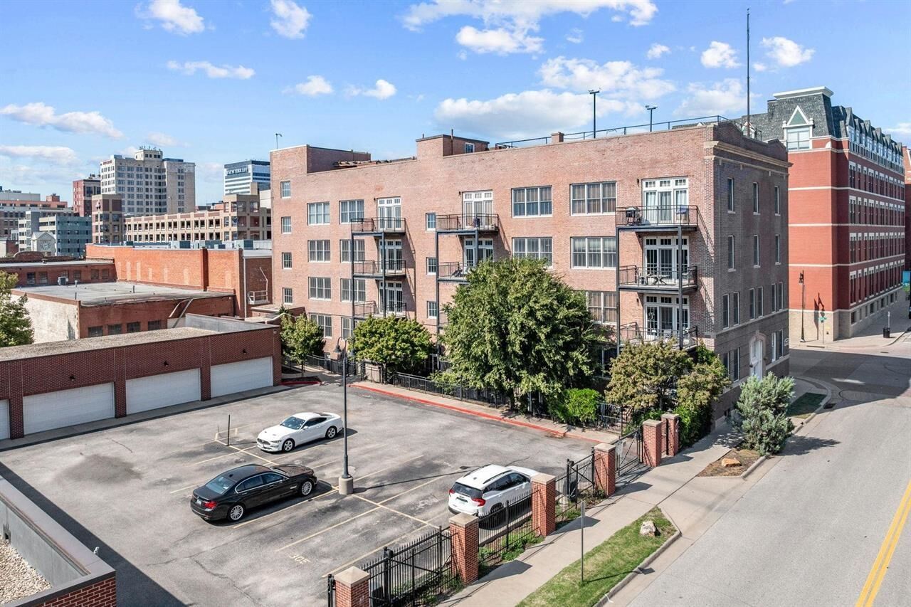 Property Photo: 201 S Saint Francis KS 67202