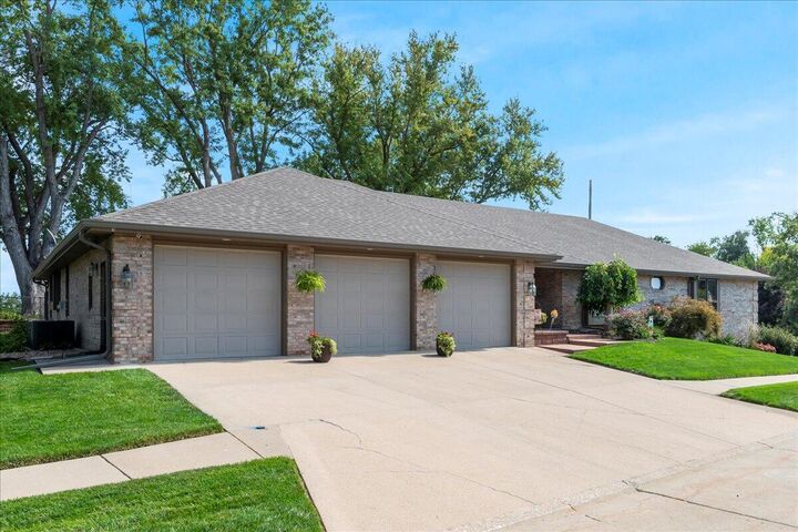 Property Photo:  959 Tower Ridge Hollow  IA 51503 