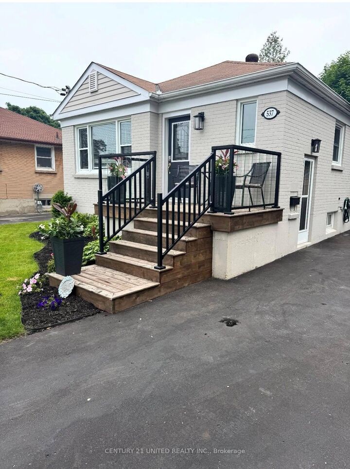 Property Photo:  537 Shirley Street  ON K9A 2A4 