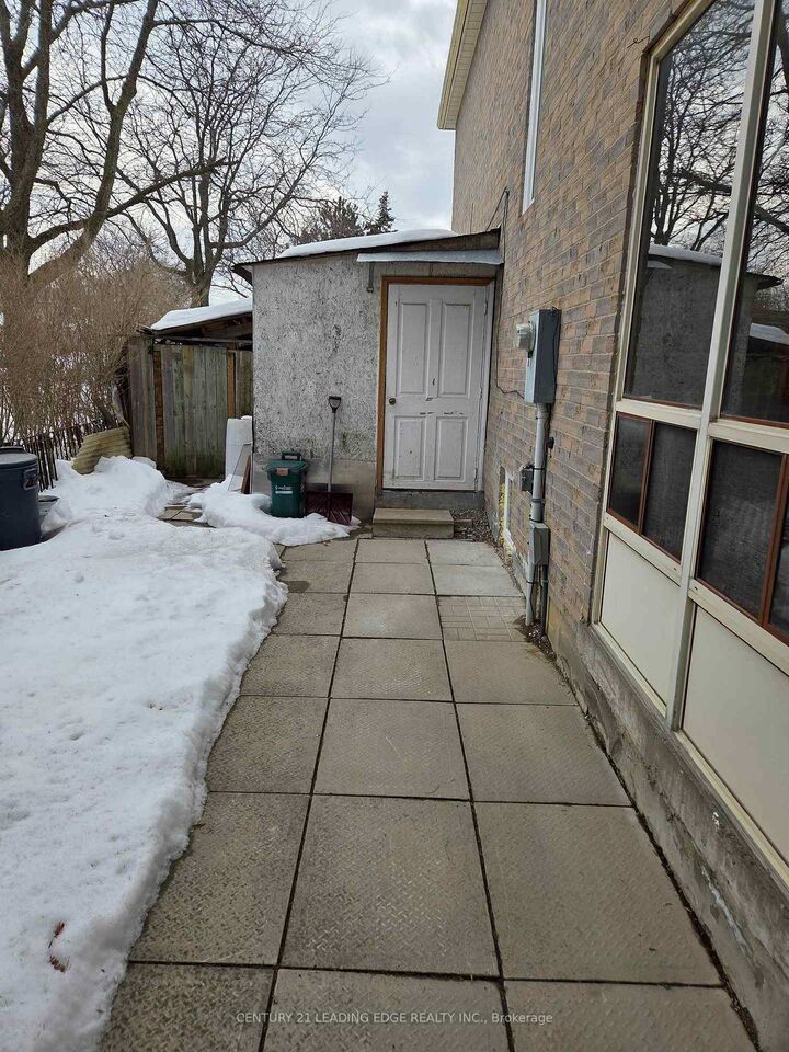 Photo de la propriété: 80 Beckwith Crescent ON L3S 1R2