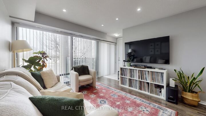 Property Photo: 142 Widdicombe Hill Boulevard 511 ON M9R 0A9