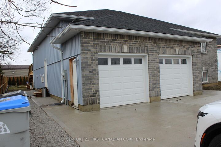 Property Photo: 2609 Oil Heritage Road ON N0N 1P0