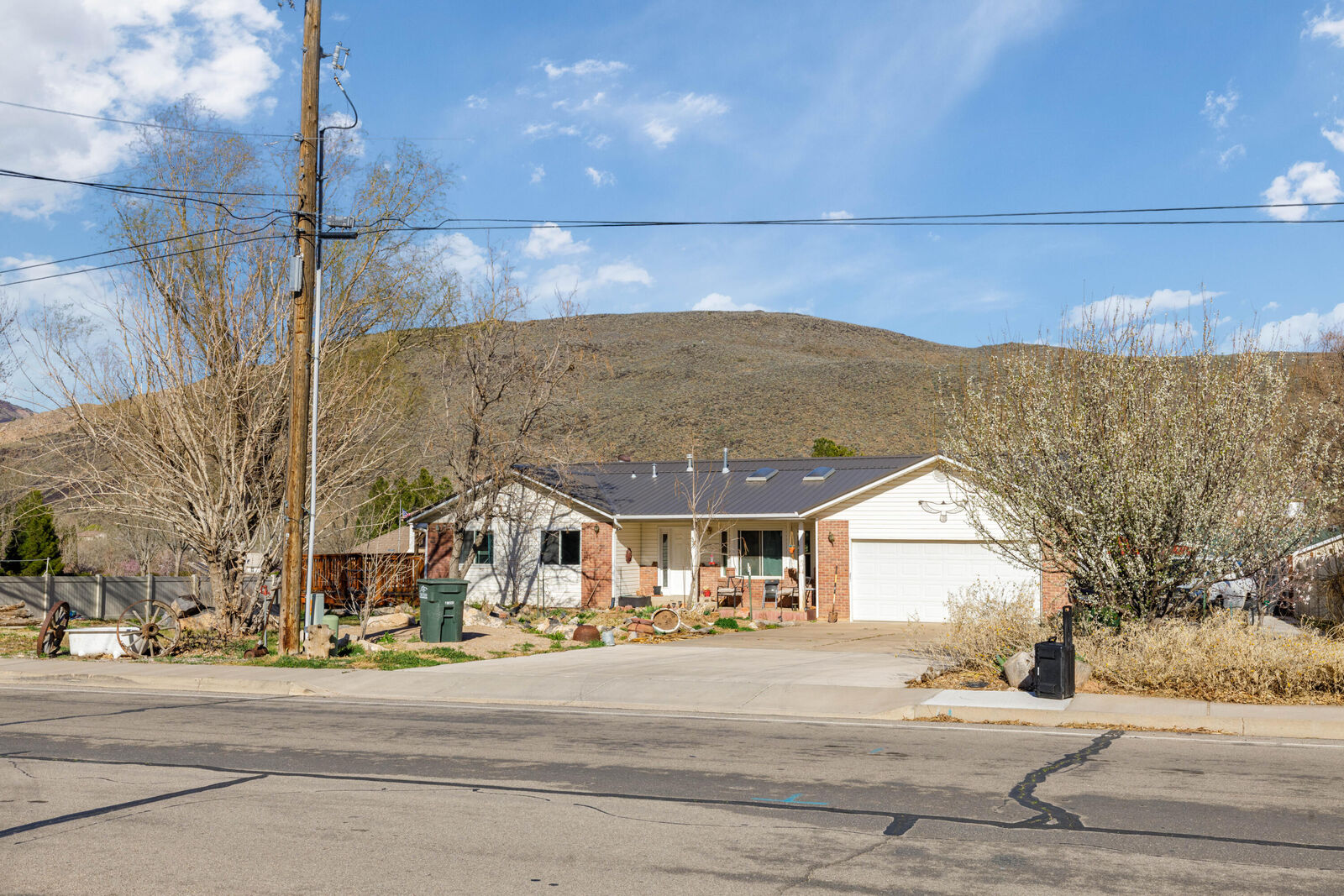 Property Photo: 599 S Westfield Rd UT 84774