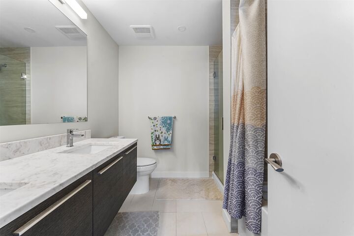 Property Photo: 6288 Cassie Avenue 1805 BC V5H 0H7