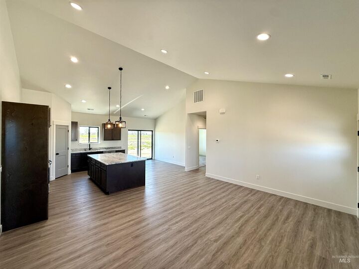 Property Photo: 1019 Moss Ave. ID 83350