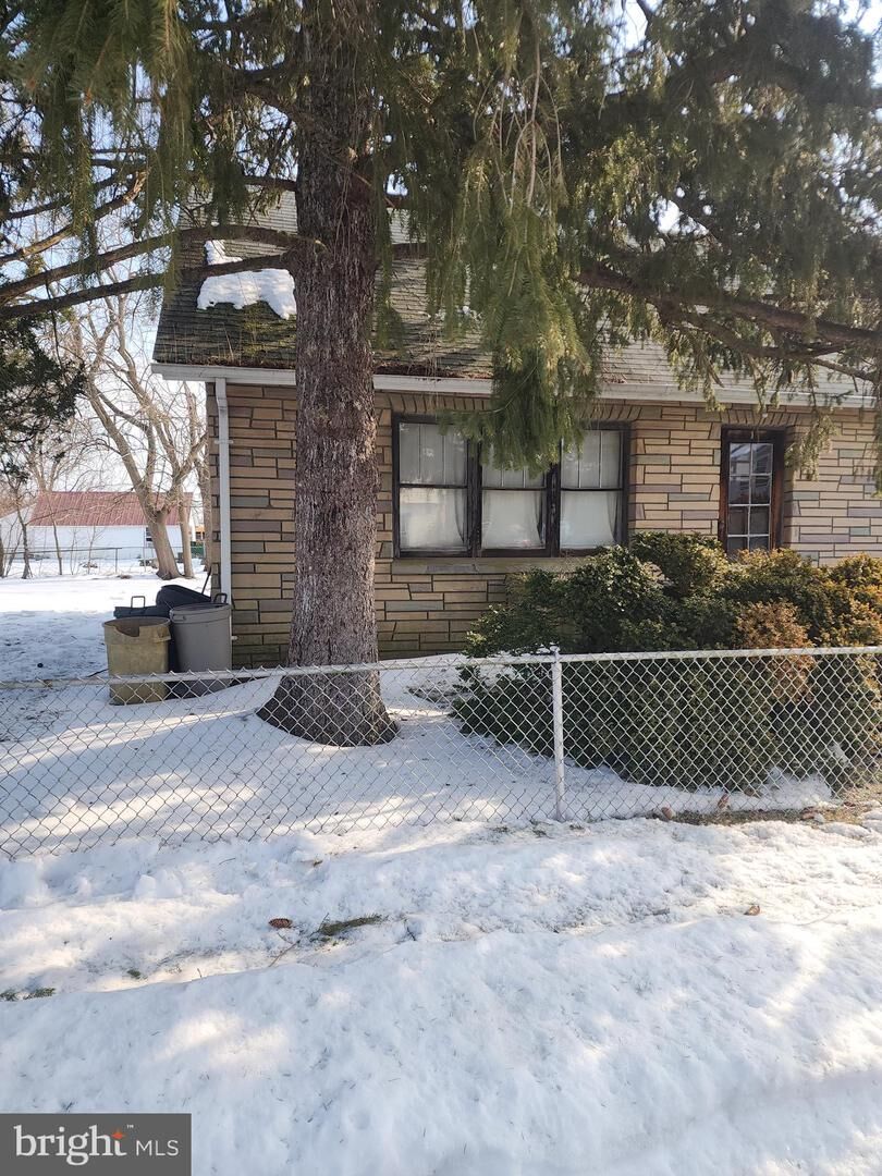 Property Photo:  1 McGuire Street  NJ 08562 