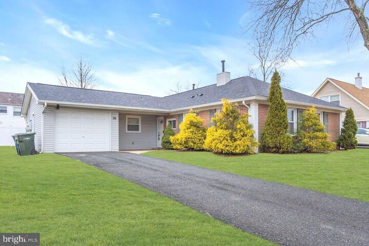 Property Photo:  36 Peartree Lane  NJ 08046 