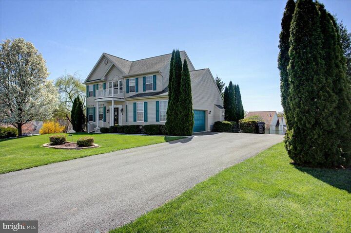 Property Photo:  108 Bridle Hill Court  PA 17202 