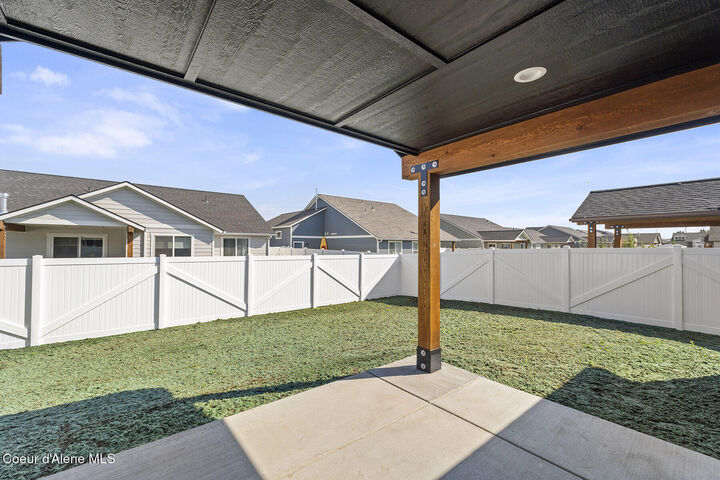 Property Photo: 8989 W Swather Ave ID 83858