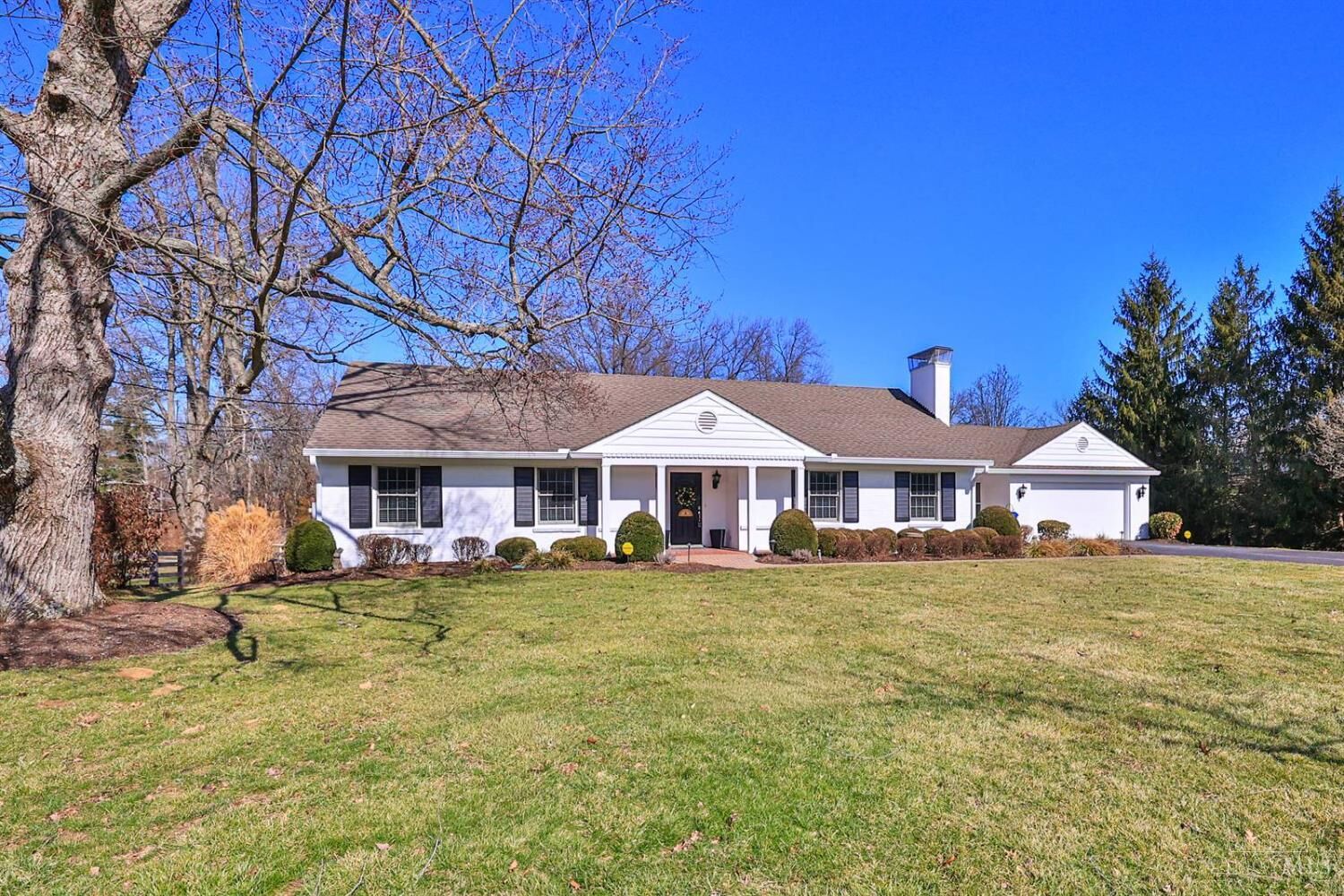 Property Photo: 7708 Ahwenasa Lane OH 45243