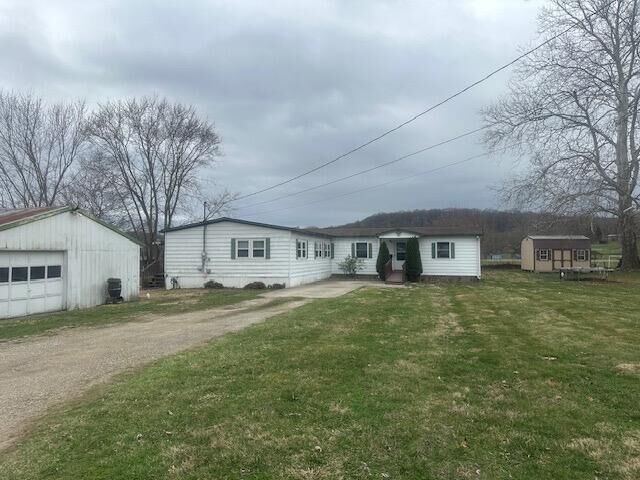 Property Photo:  915 Charles Street  OH 43138 