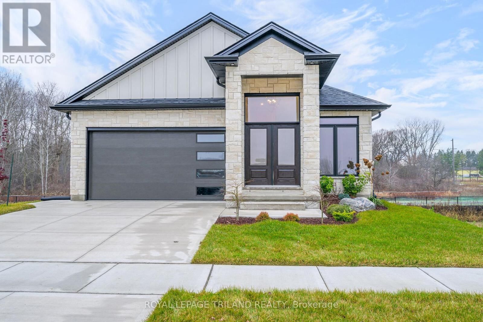 Property Photo: 4225 Green Bend Road ON N6P 1J9