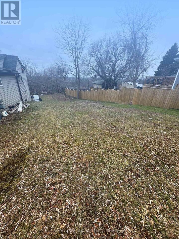 Property Photo:  1 Ball Avenue  ON L2T 1B4 