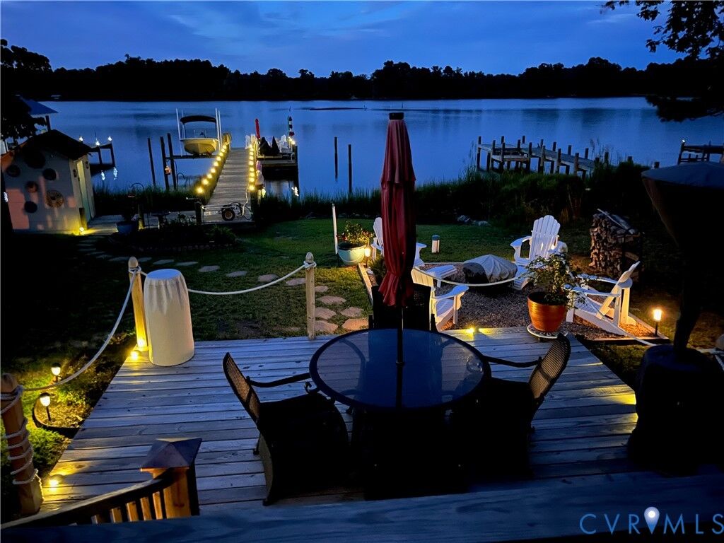 Property Photo:  6411 Holly Trail  VA 23061 