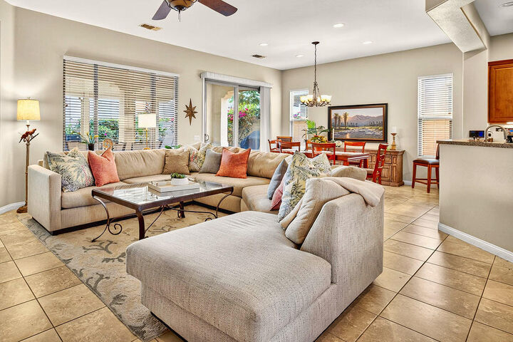 Property Photo:  40856 Calle Desierto  CA 92203 