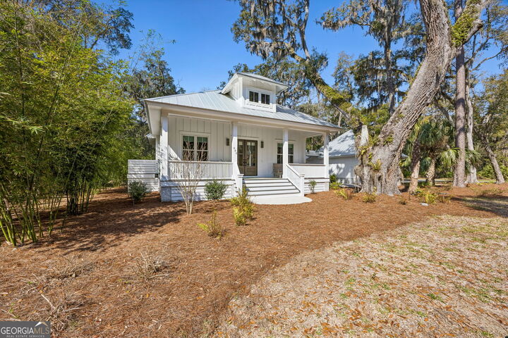 Property Photo:  600 Storey Avenue  GA 31558 