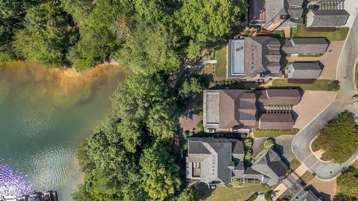 Property Photo:  155 Village Point Drive  SC 29685 